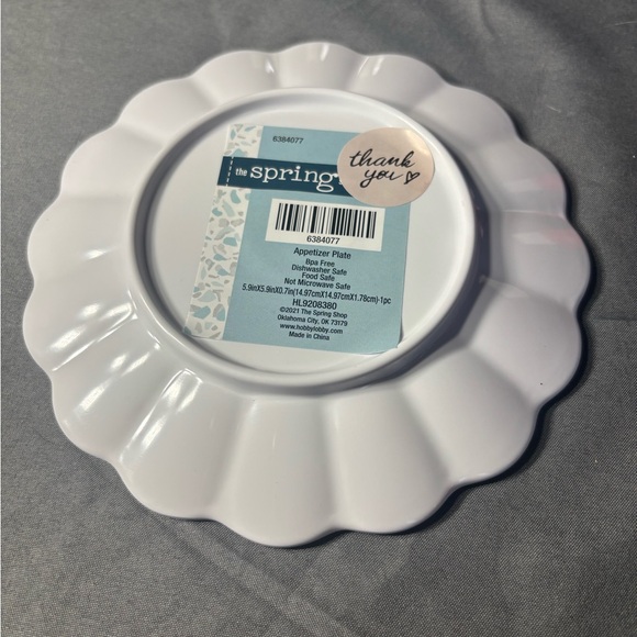 Strawberry Patterned Plate - Picture 2 of 2